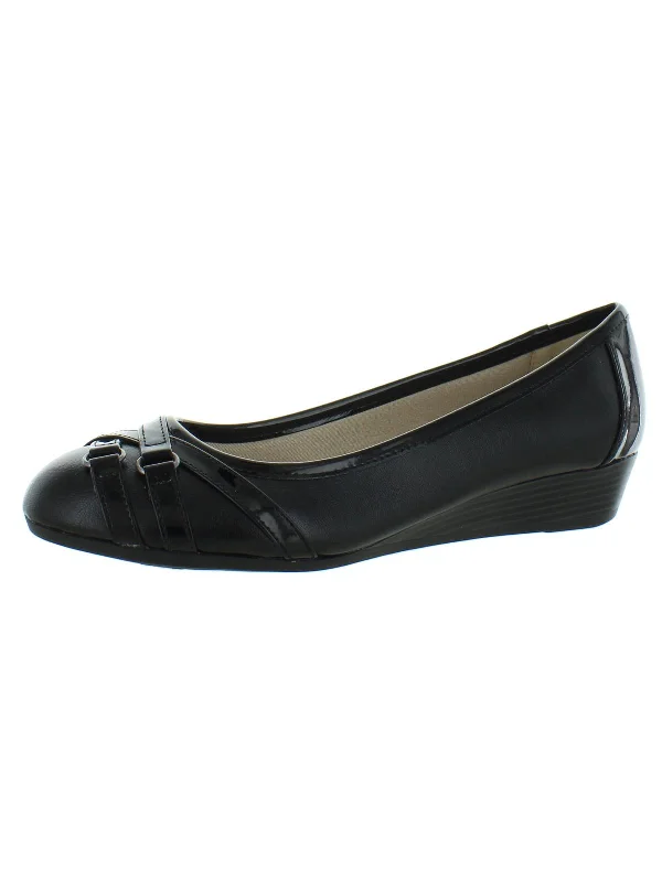 Daily Specials Flair Womens Faux leather Sip On Wedges