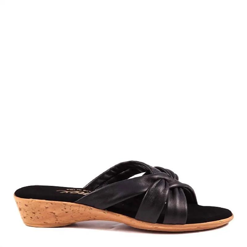 Steals and Deals Women's Sail Sandals In Black