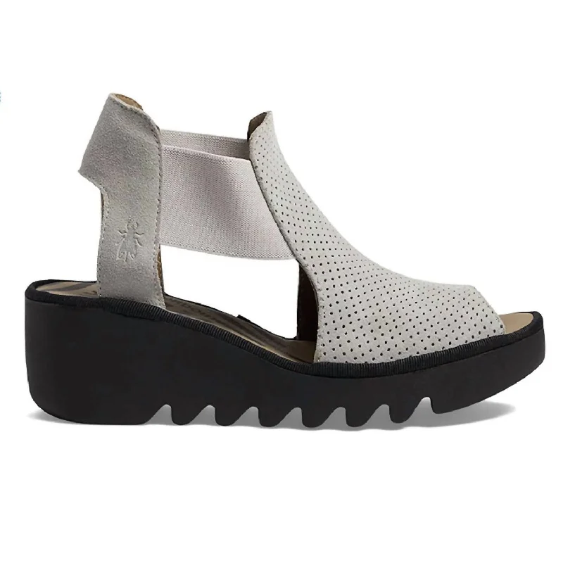Savings Bonanza Women's Wedge Sandal In Concrete