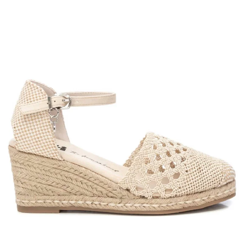 Act Fast Women's Wedge Sandals In Beige
