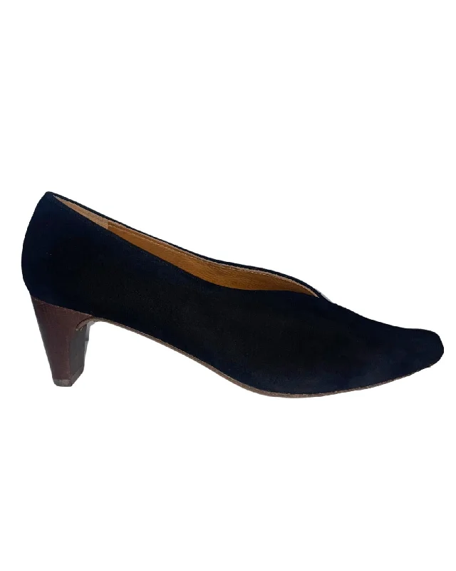 Women's Wynne Pump Shoes In Black Suede